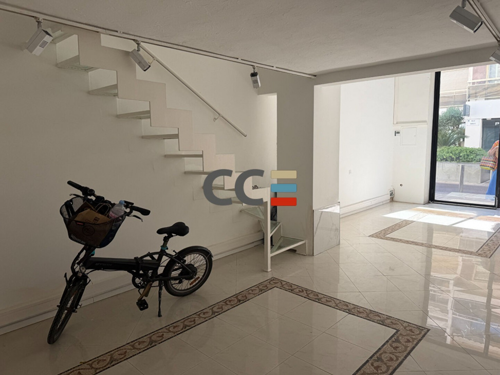 CCE ENTREPRISE & COMMERCE, LOCATION Bureaux / Locaux, réf : 1934 / 726828