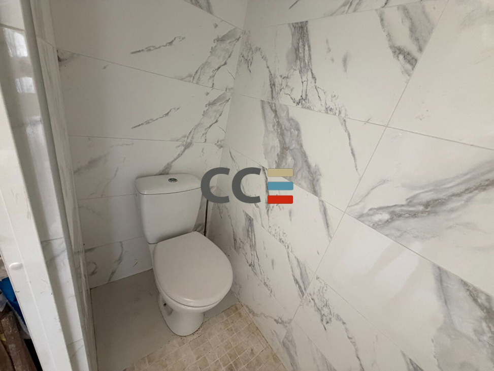 CCE ENTREPRISE & COMMERCE, LOCATION Bureaux / Locaux, réf : 1934 / 726828